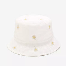 Load image into Gallery viewer, Irish Country Hat Daisy Embroidered Reversible in White

