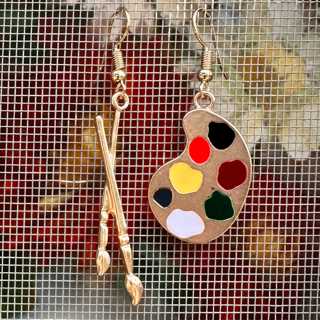 Paintbrush and Palette Earrings in Gold