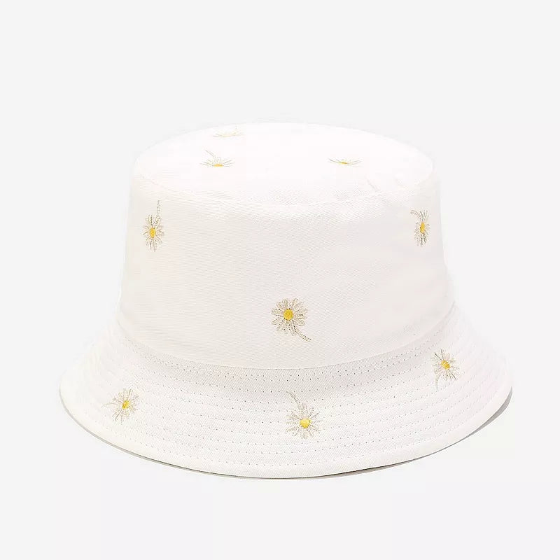Irish Country Hat Daisy Embroidered Reversible in White